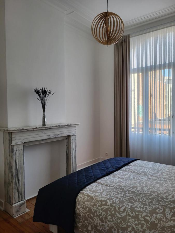 Brussels Bed & Blockchain Private Rooms With Shared Bathroom Etterbeek Extérieur photo