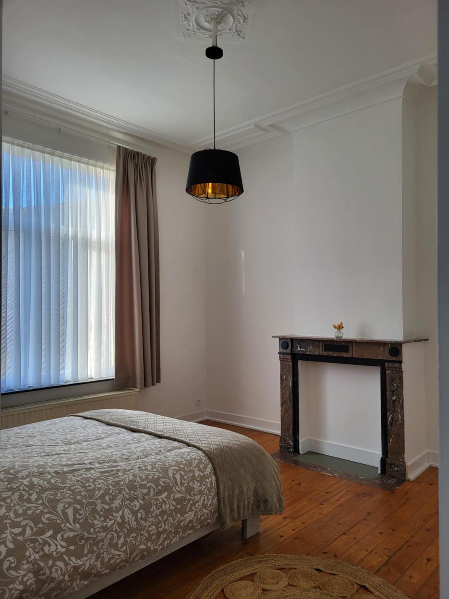 Brussels Bed & Blockchain Private Rooms With Shared Bathroom Extérieur photo