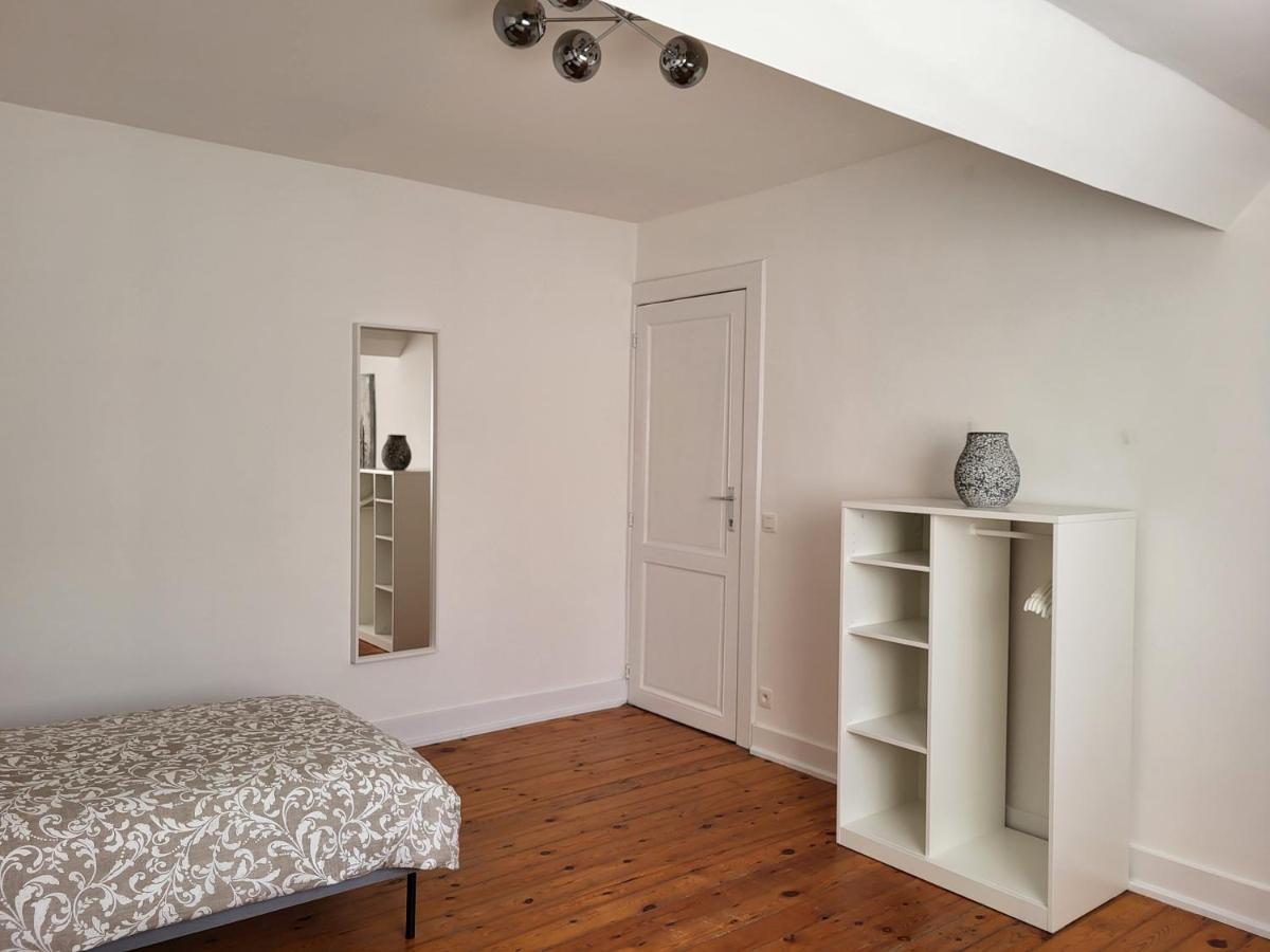Brussels Bed & Blockchain Private Rooms With Shared Bathroom Etterbeek Extérieur photo