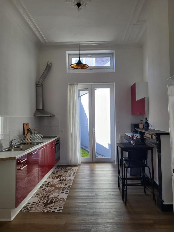 Brussels Bed & Blockchain Private Rooms With Shared Bathroom Etterbeek Extérieur photo